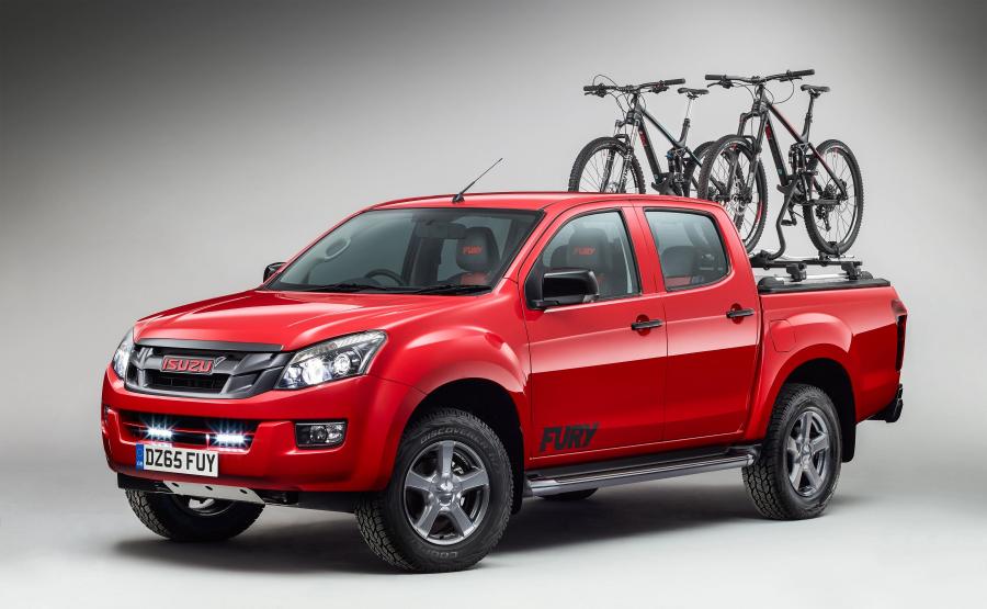  Isuzu D-Max Fury Double Cab 2015 года  (фото 1 из 4)